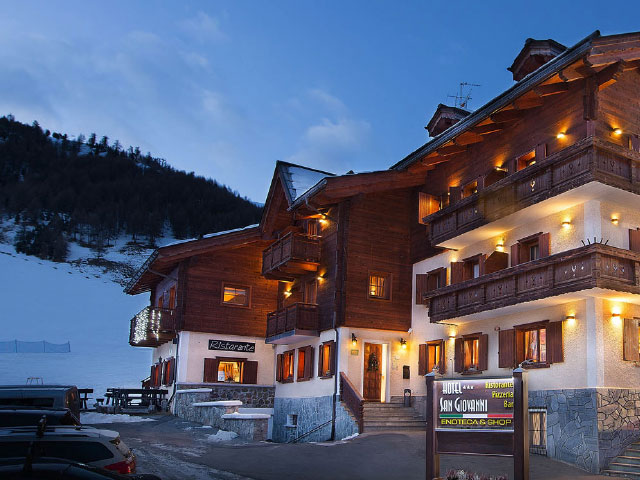 Learn How a 3-Star Alpine Hotel Engages Guests On-Site and Tops OTA Rankings